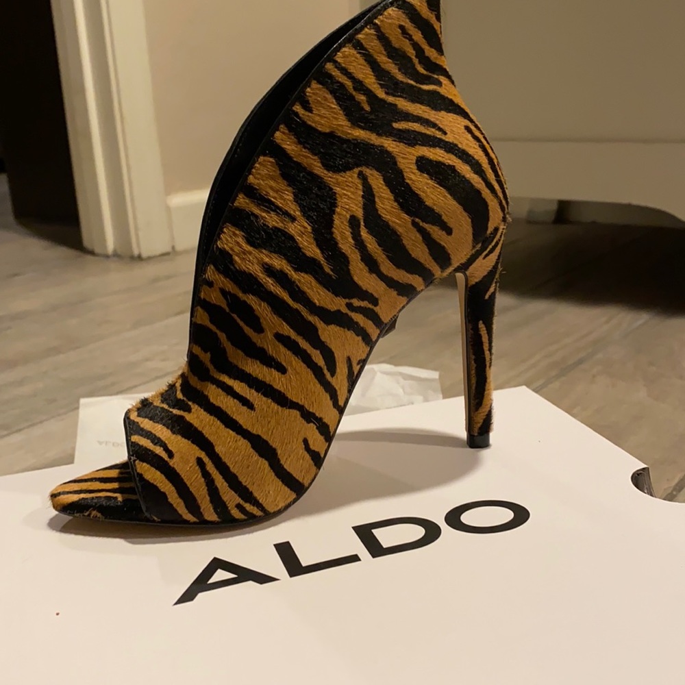 ALDO brown zebra stiletto open toes booties 5